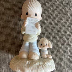 Precious Moments Figurine - God Understands